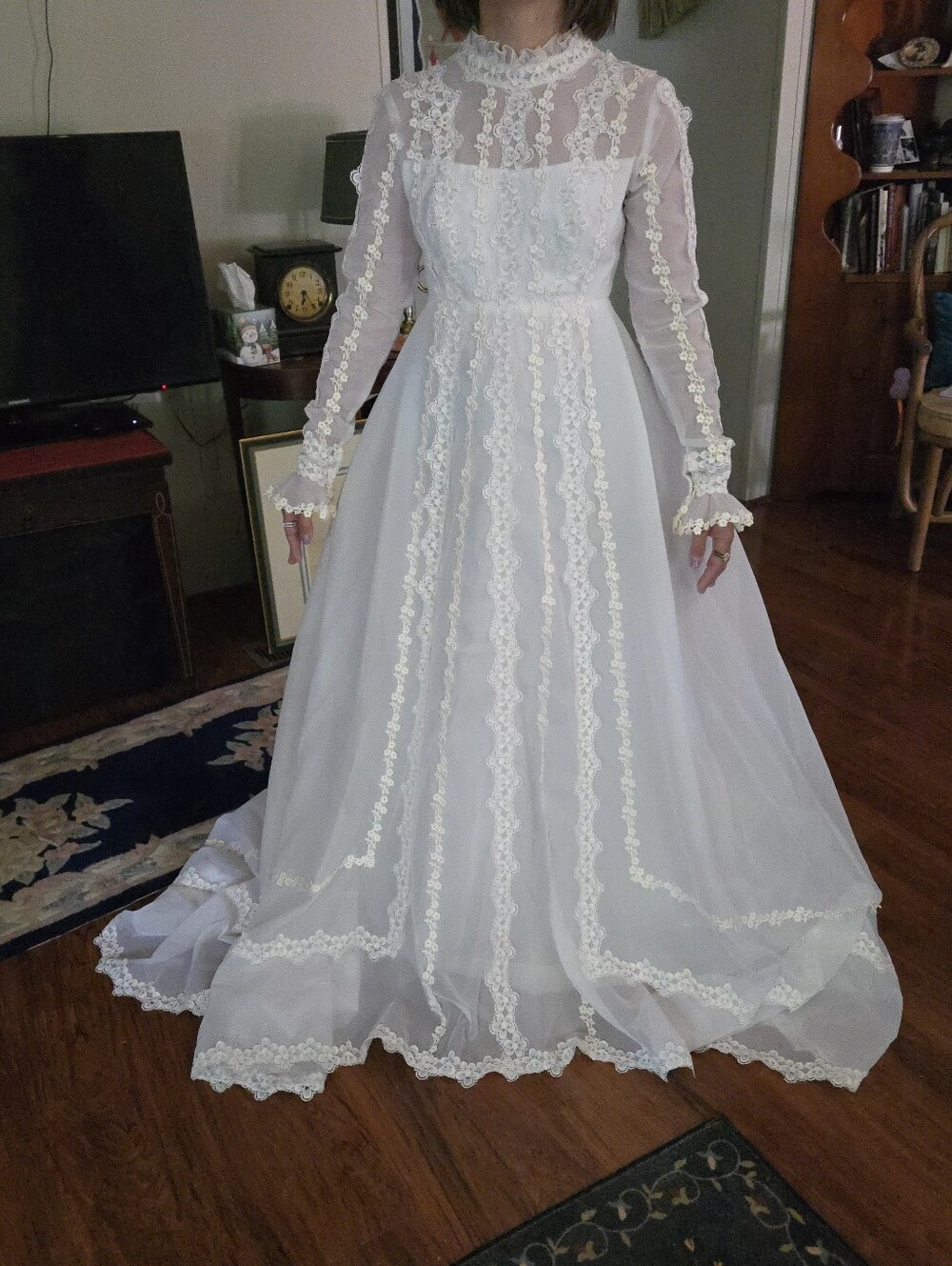 Vintage 70s Cottagecore Boho Sheer High Neck Floral Lace Wedding Dress, SIZE S?